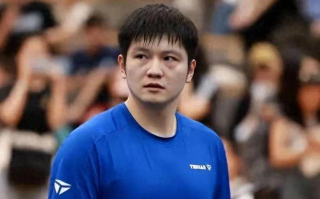 樊振东马不停蹄训练,球迷晒王楚钦世界冠军数据,马龙去北大读博|北京大学|国乒|国乒男队|三冠王|北京体育大学_新浪体育_新浪新闻